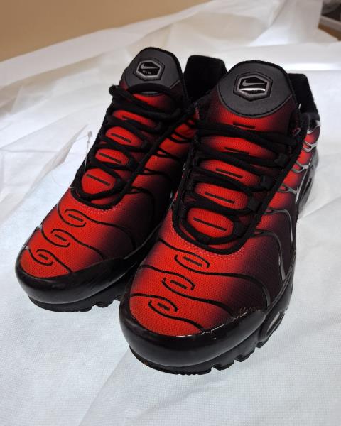 SNEAKERS NIKE TN NERA ARANCIONE N 38 1/2